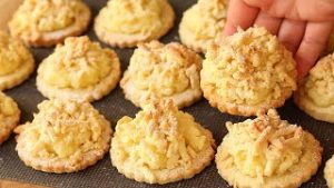 كوكيز بالكريمة الهشة والناعمة.. طعم لا يُقاوم! 🍪✨