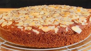 كيك معلك صحي بدون دقيق أبيض أو سكر.. الوصفة التي يحبث عنها الجميع! 🍰😍