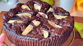 استمتعي بطعم كيك الشوكولاتة بالإجاص! 🍫🍐