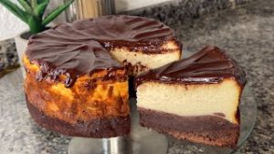براونيز بطبقة الجبن: مذاق رائع وطبقات تنطق لذة! 😍🍫